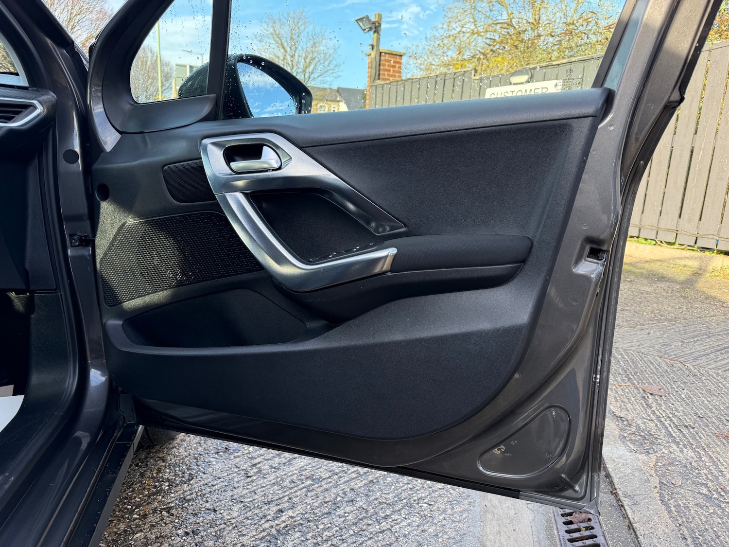 Used Peugeot 2008 2016 for sale - 76835056: Photo 16