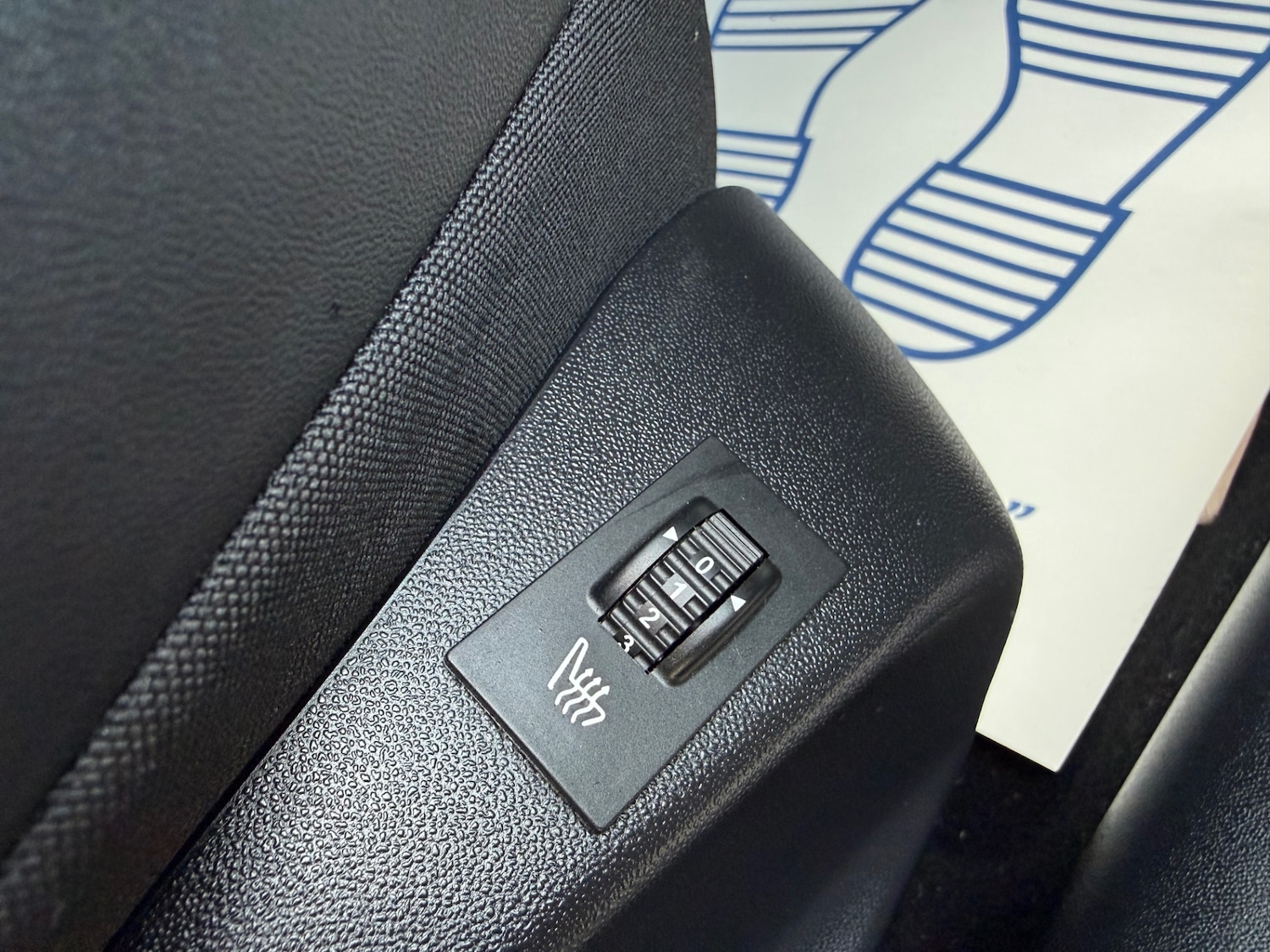 Used Peugeot 2008 2016 for sale - 76835056: Photo 17