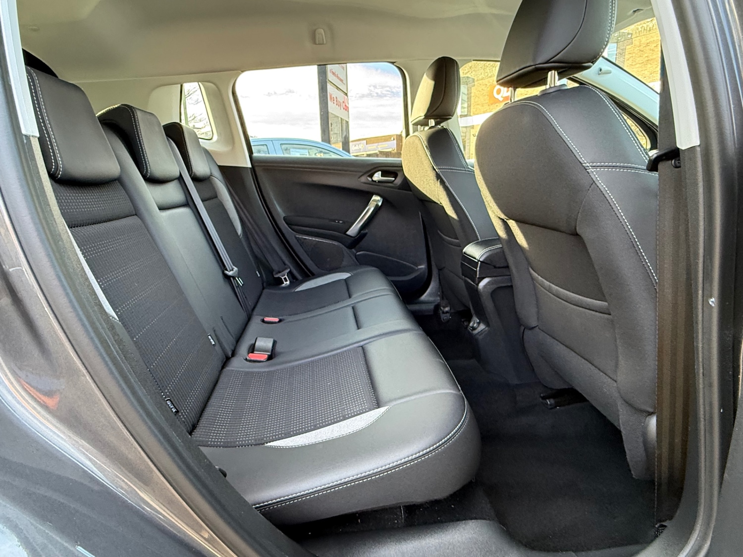 Used Peugeot 2008 2016 for sale - 76835056: Photo 20