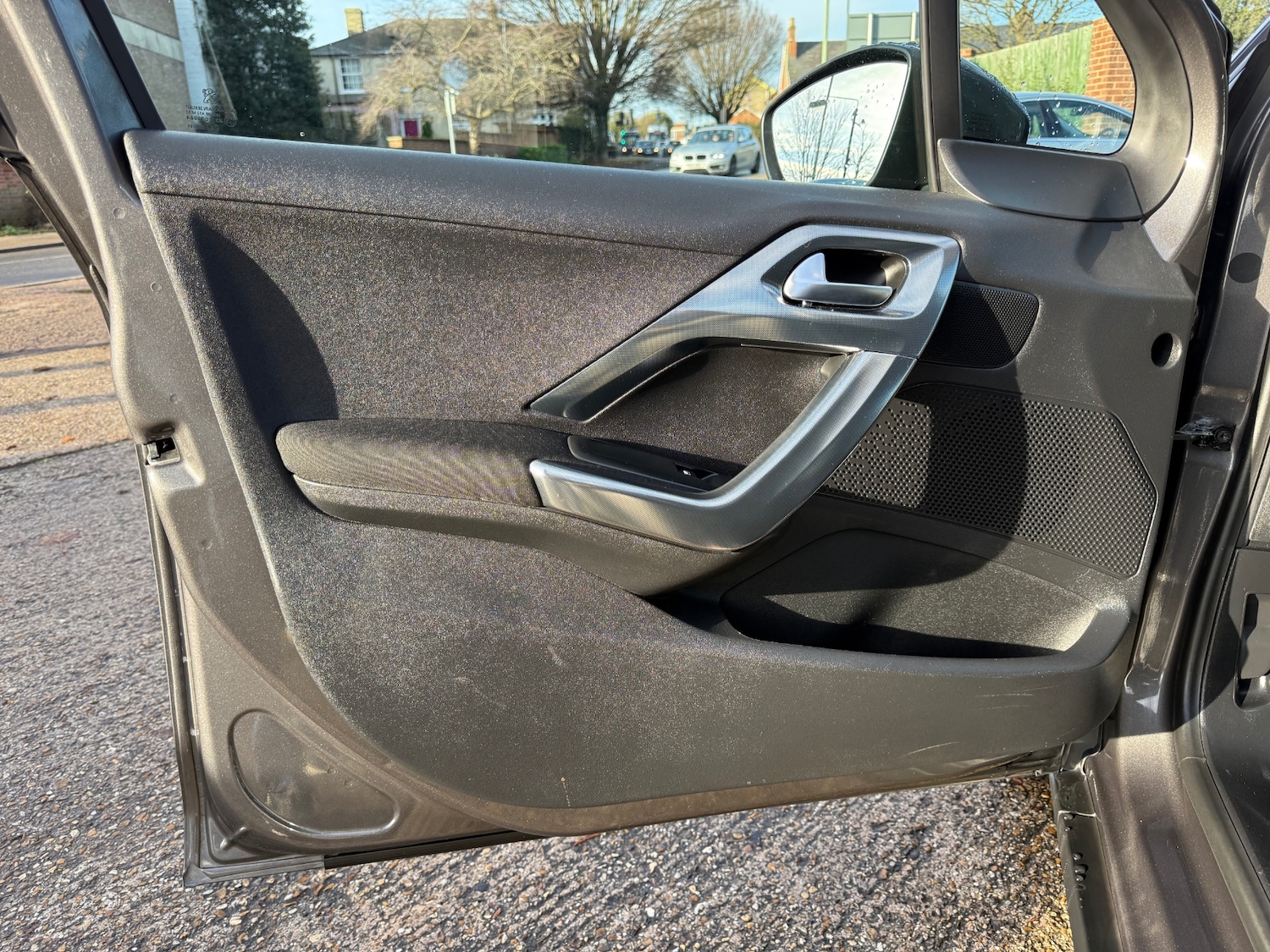 Used Peugeot 2008 2016 for sale - 76835056: Photo 28