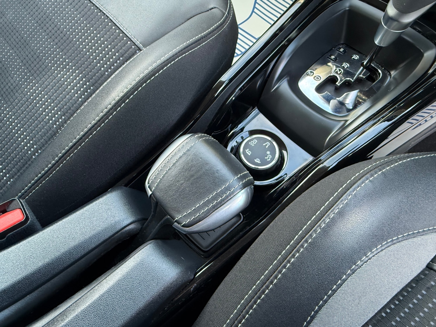 Used Peugeot 2008 2016 for sale - 76835056: Photo 44