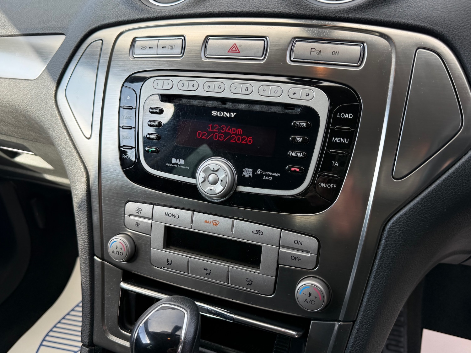 Used Ford Mondeo 2010 for sale - 77730946: Photo 43