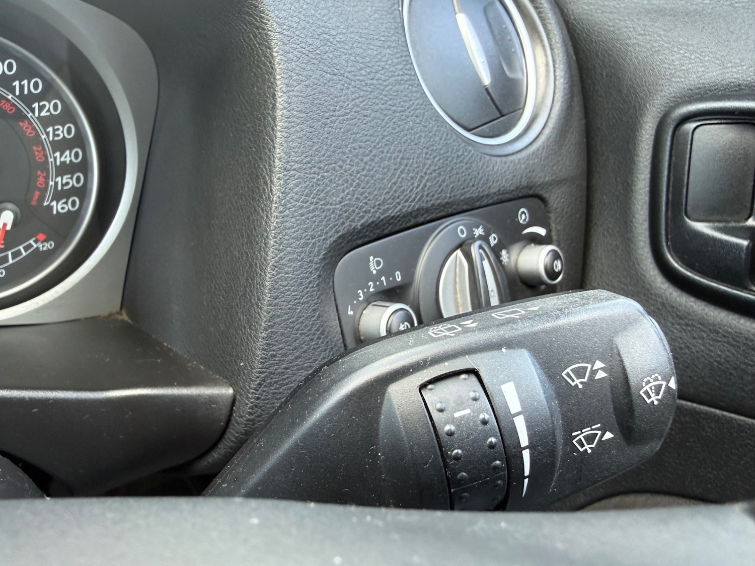 Used Ford Mondeo 2010 for sale - 77730946: Photo 47