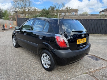 Used Kia Rio 2009 for sale - 78268165: Photo