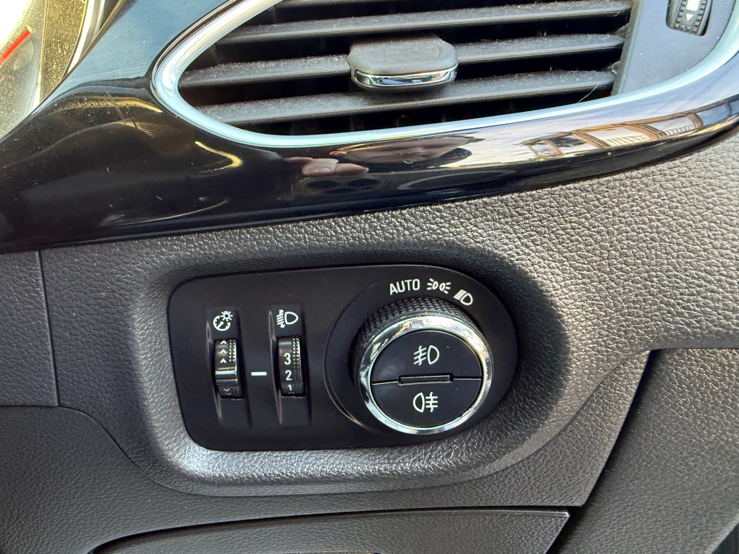 Used Vauxhall Astra 2016 for sale - 77149478: Photo 29