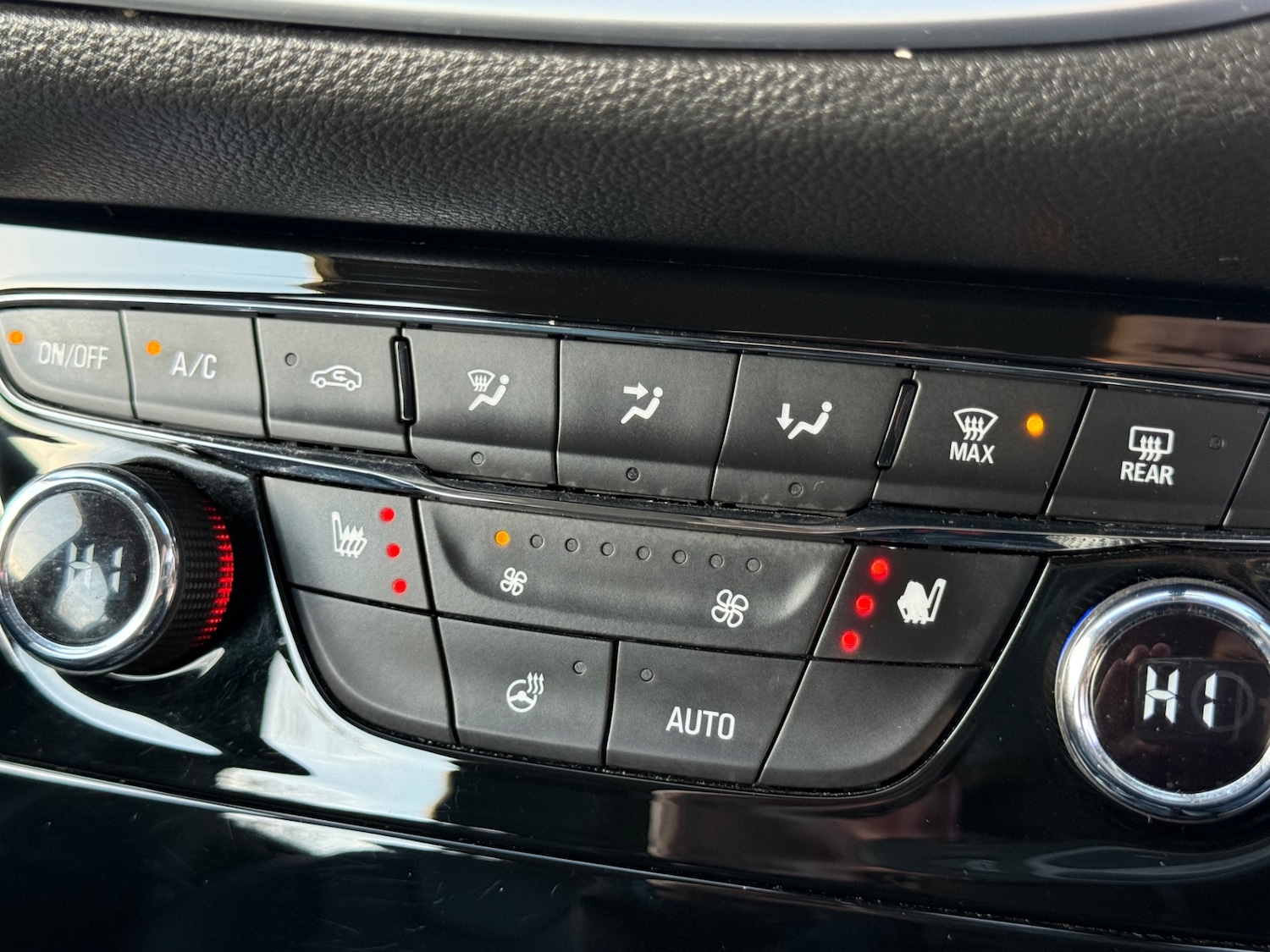 Used Vauxhall Astra 2016 for sale - 77149478: Photo 31