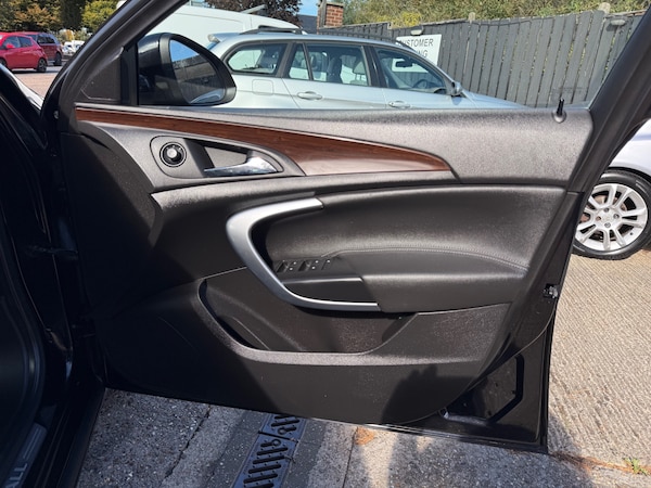 Used Vauxhall Insignia 2009 for sale - 76116706: Photo 10