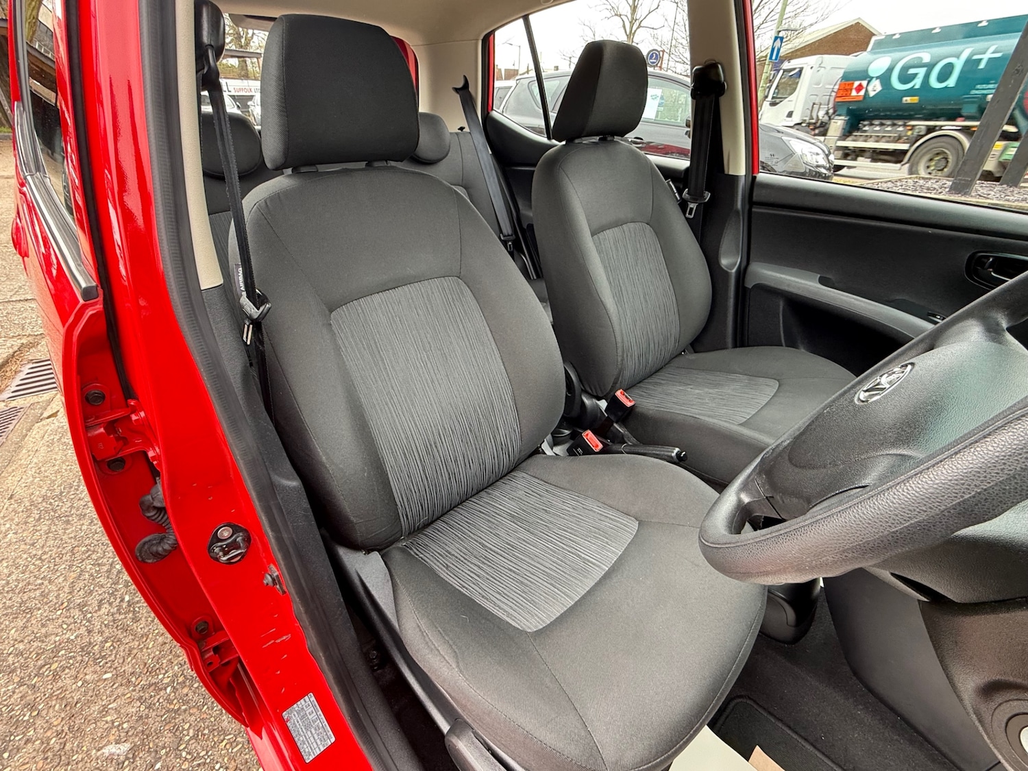 Used Hyundai i10 2013 for sale - 78038880: Photo 14