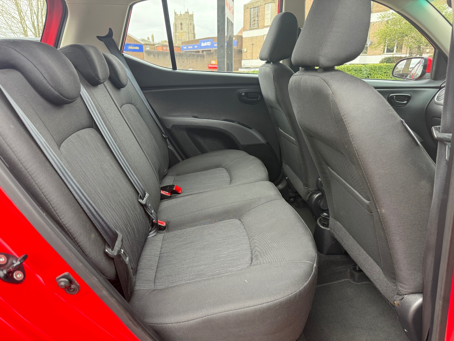 Used Hyundai i10 2013 for sale - 78038880: Photo 17