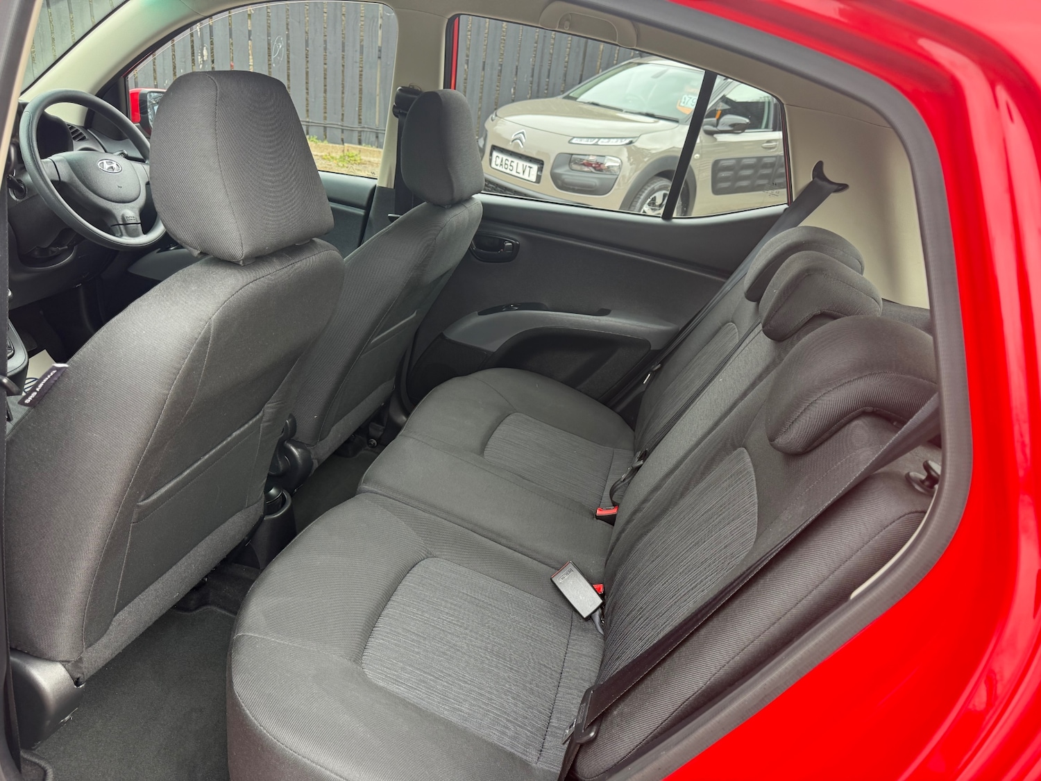 Used Hyundai i10 2013 for sale - 78038880: Photo 23