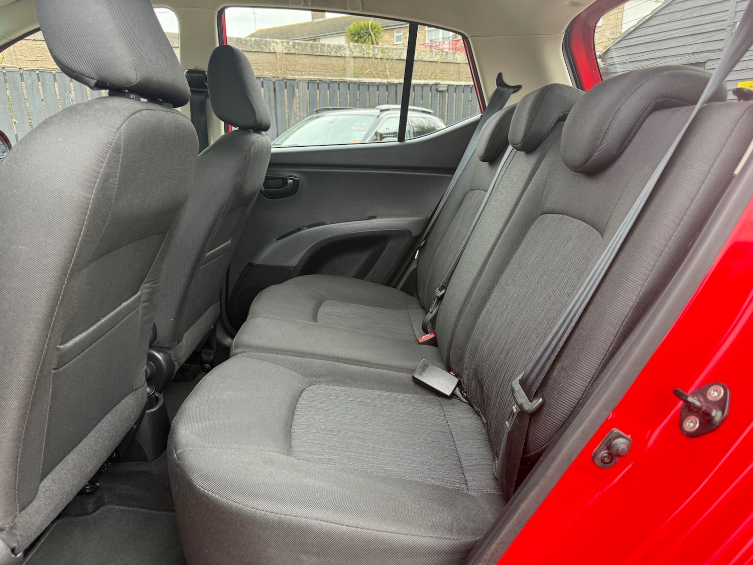 Used Hyundai i10 2013 for sale - 78038880: Photo 24