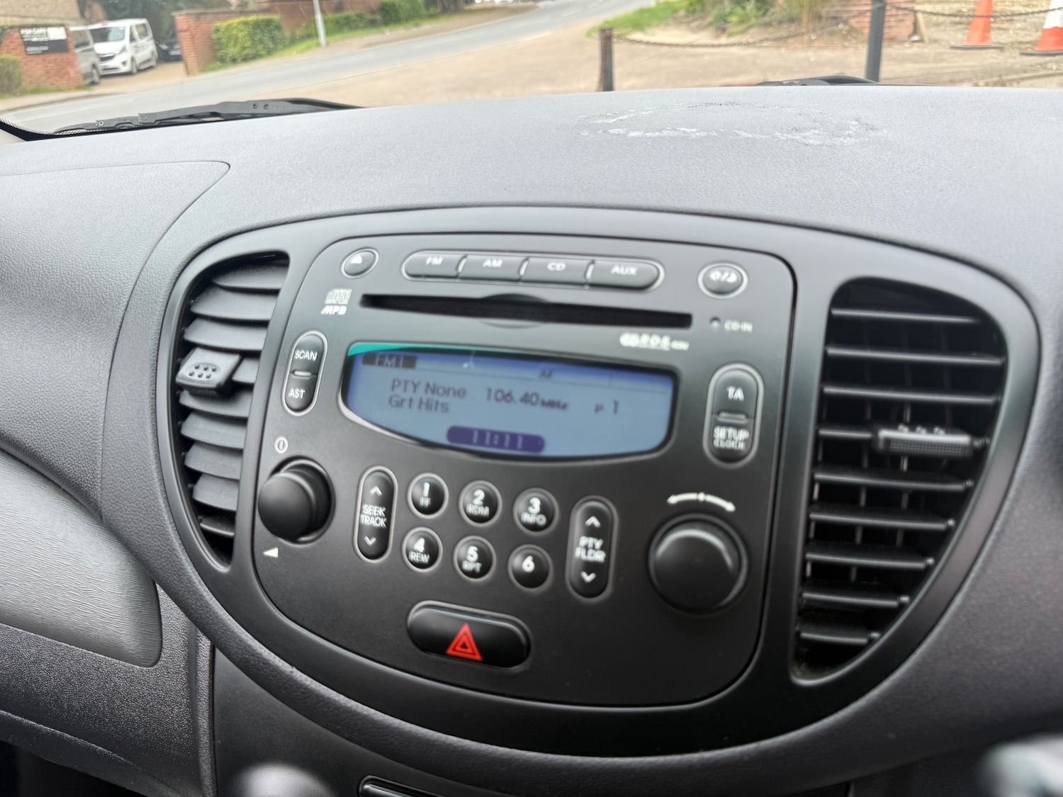 Used Hyundai i10 2013 for sale - 78038880: Photo 35