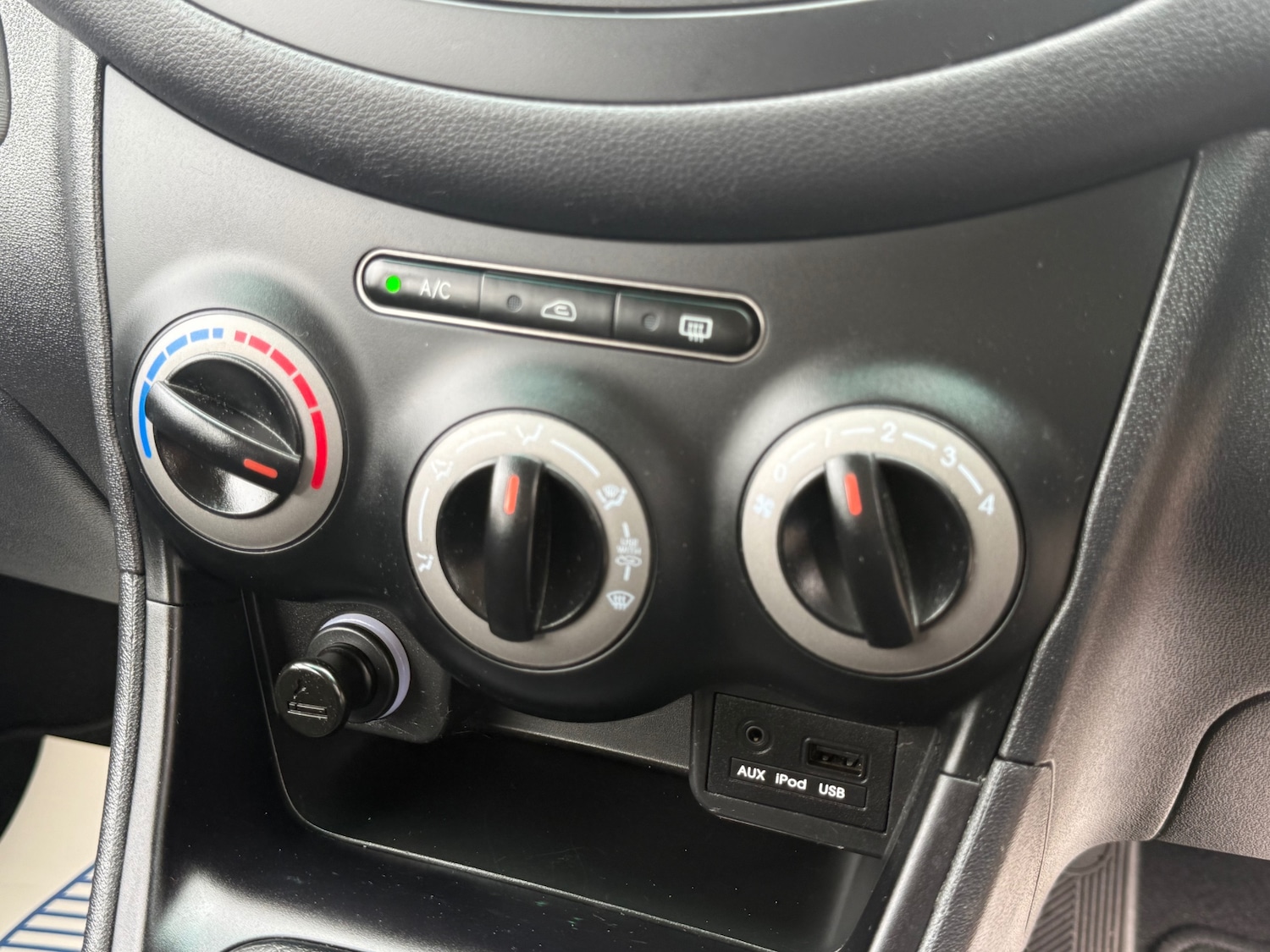 Used Hyundai i10 2013 for sale - 78038880: Photo 36