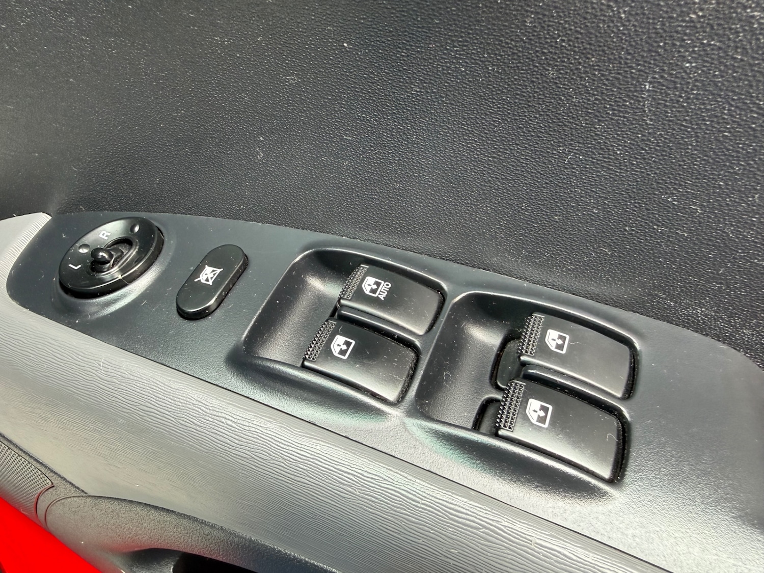 Used Hyundai i10 2013 for sale - 78038880: Photo 40