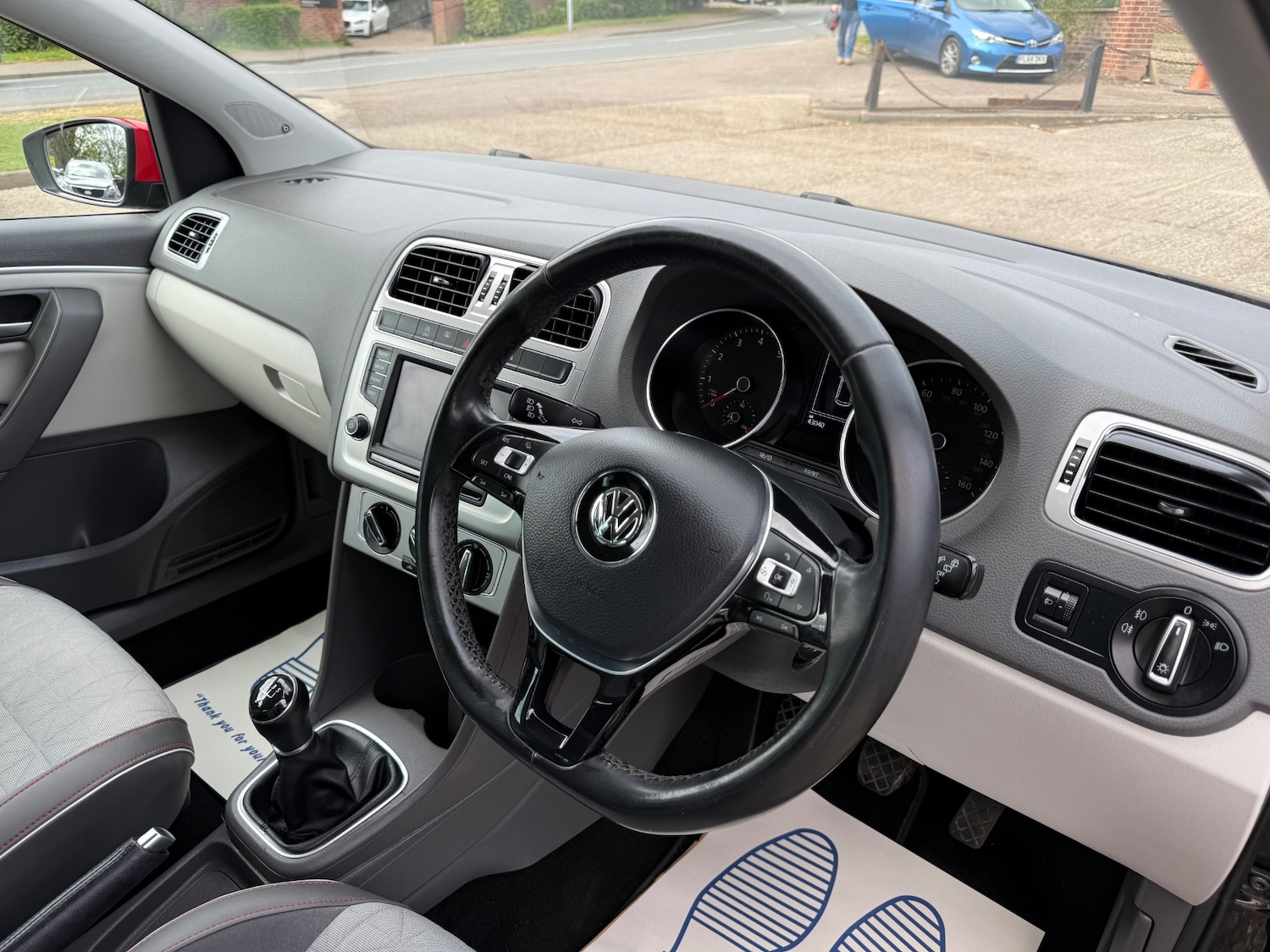 Used Volkswagen Polo 2017 for sale - 78210043: Photo 12