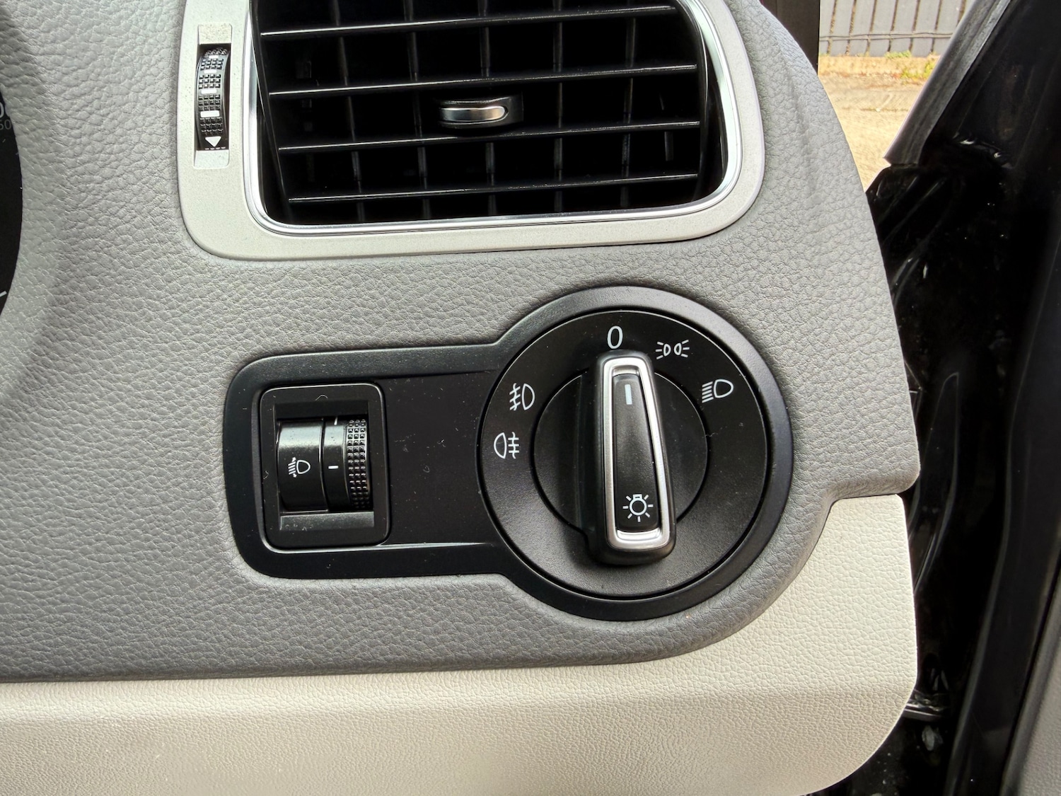 Used Volkswagen Polo 2017 for sale - 78210043: Photo 40