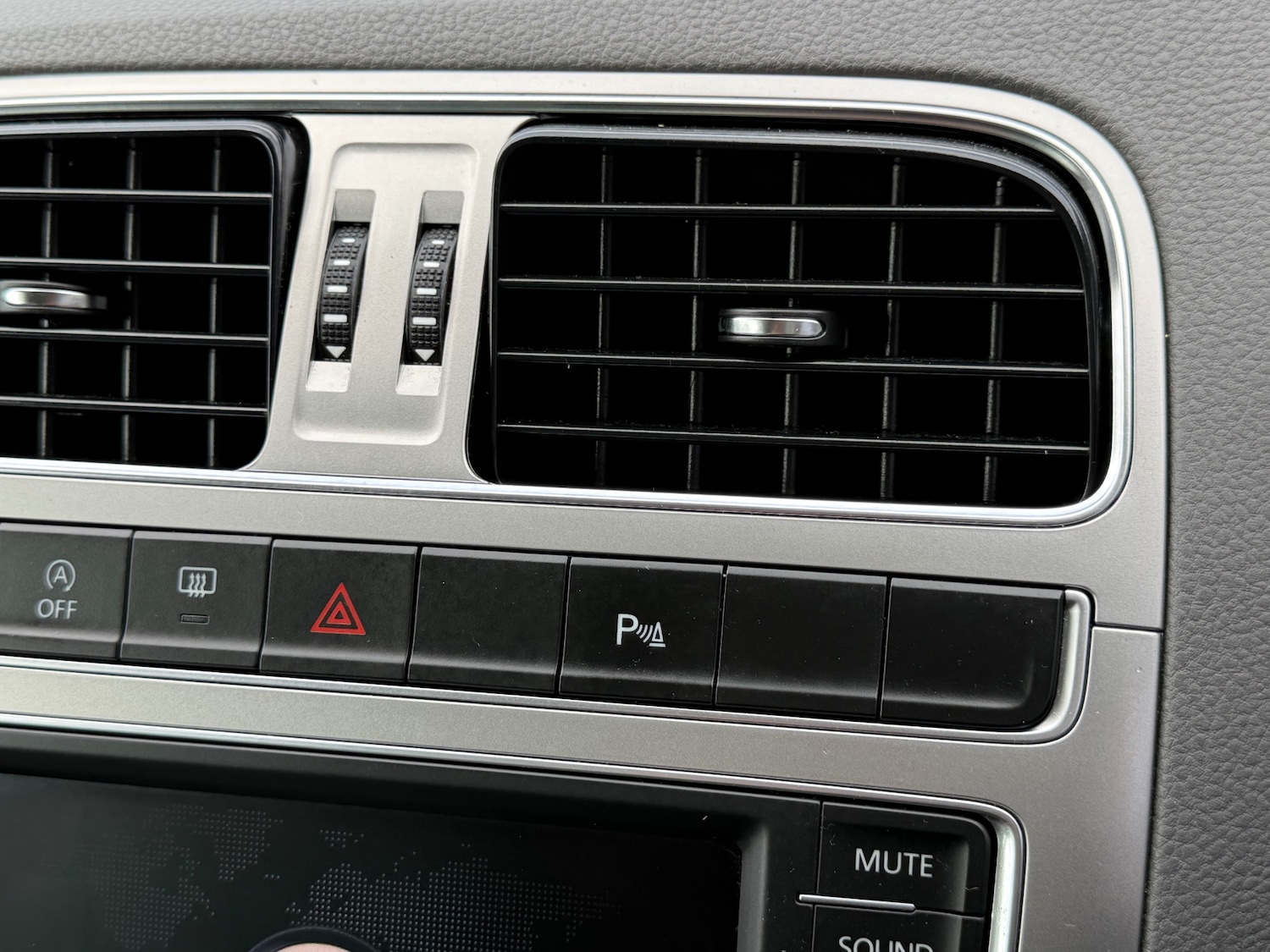 Used Volkswagen Polo 2017 for sale - 78210043: Photo 43