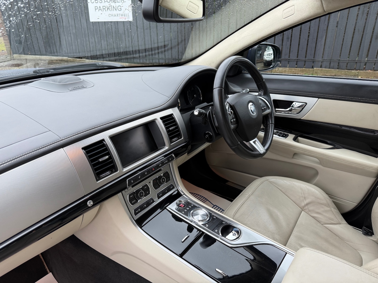 Used Jaguar XF 2013 for sale - 76763333: Photo 20