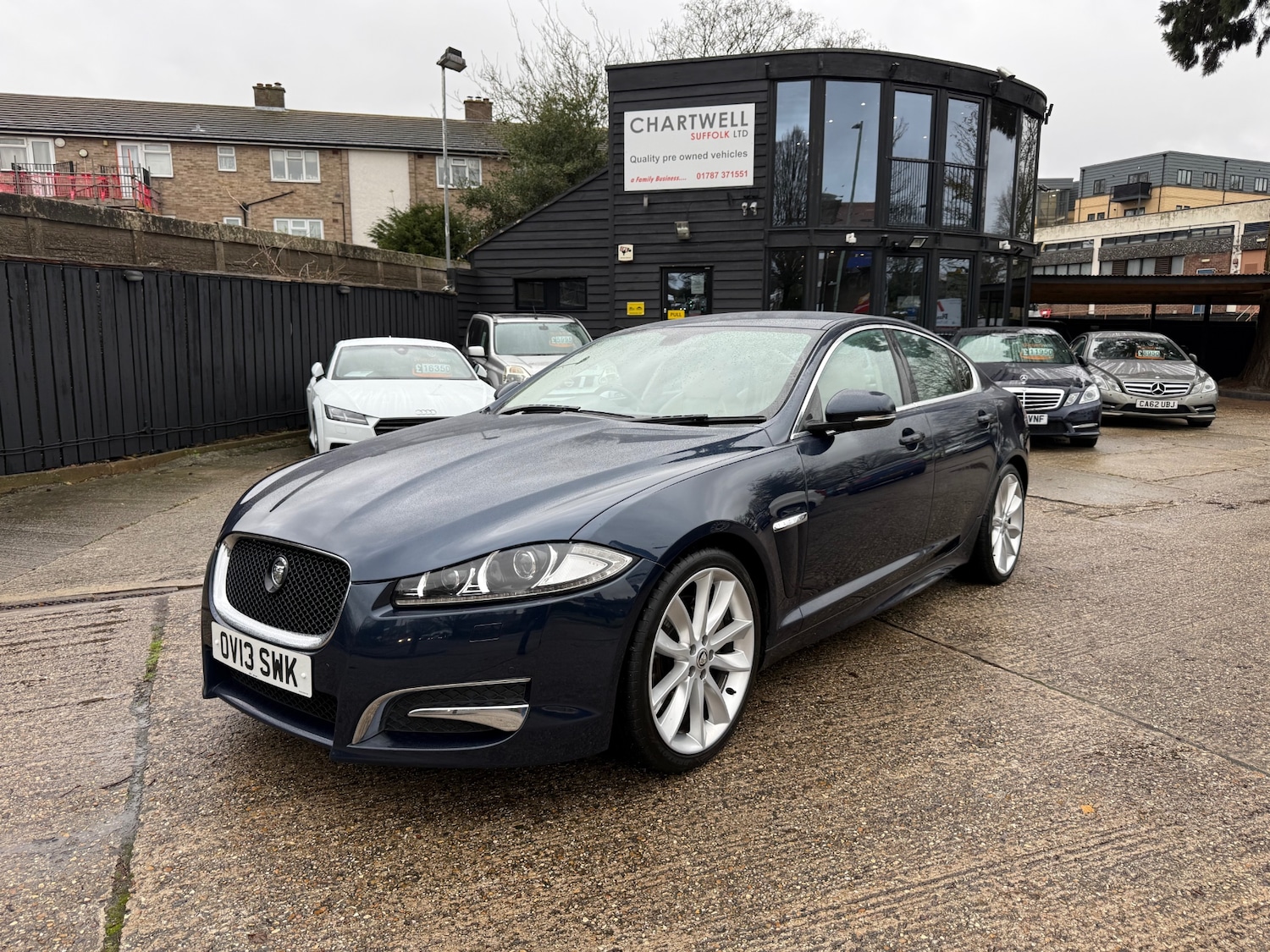 Used Jaguar XF 2013 for sale - 76763333: Photo 3
