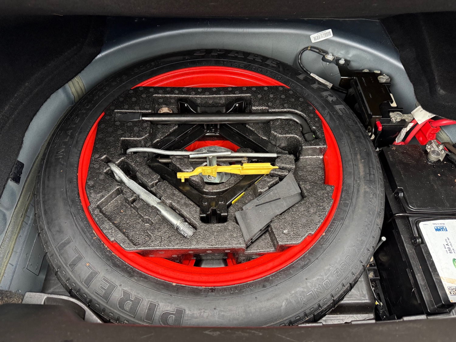 Used Jaguar XF 2013 for sale - 76763333: Photo 31