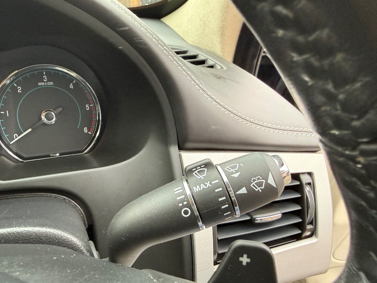 Used Jaguar XF 2013 for sale - 76763333: Photo 39