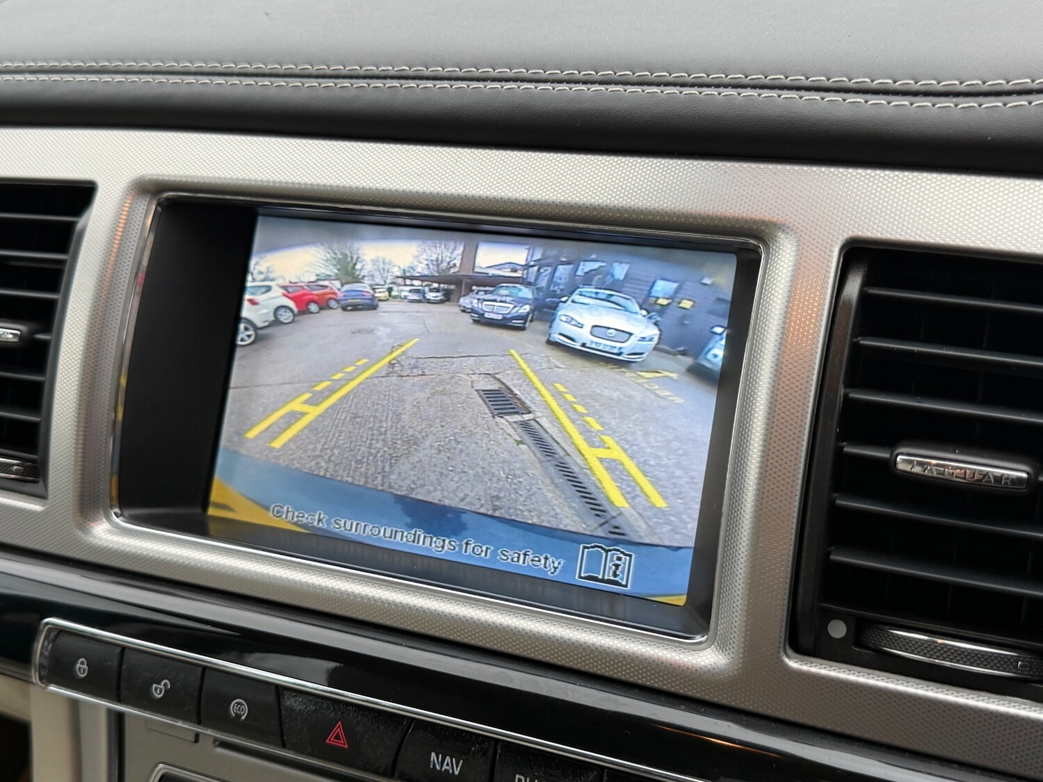 Used Jaguar XF 2013 for sale - 76763333: Photo 49