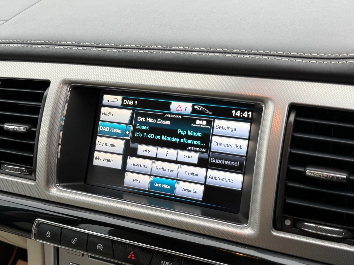 Used Jaguar XF 2013 for sale - 76763333: Photo 50