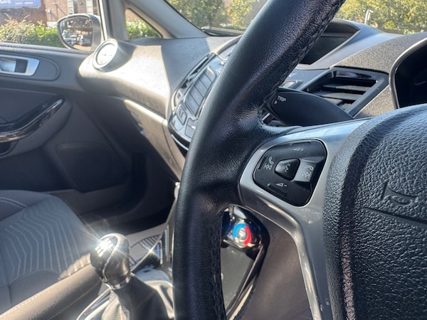 Used Ford Fiesta 2016 for sale - 76007528: Photo 41