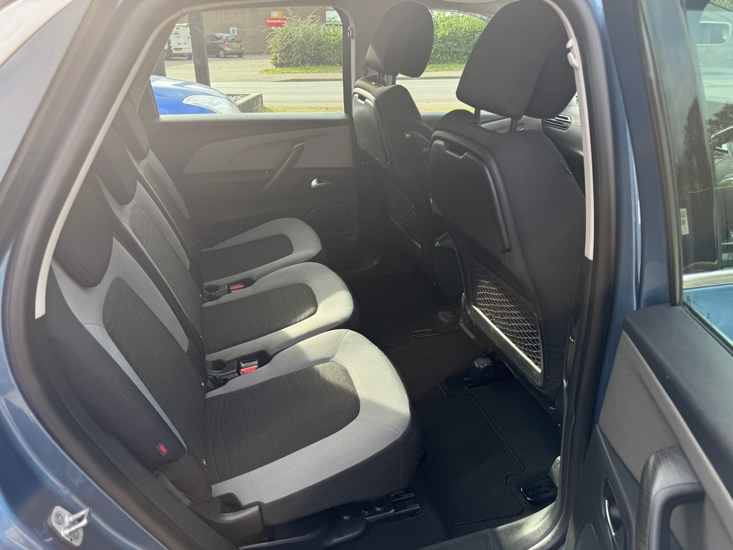 Used Citroen C4 Picasso 2015 for sale - 76195877: Photo 17