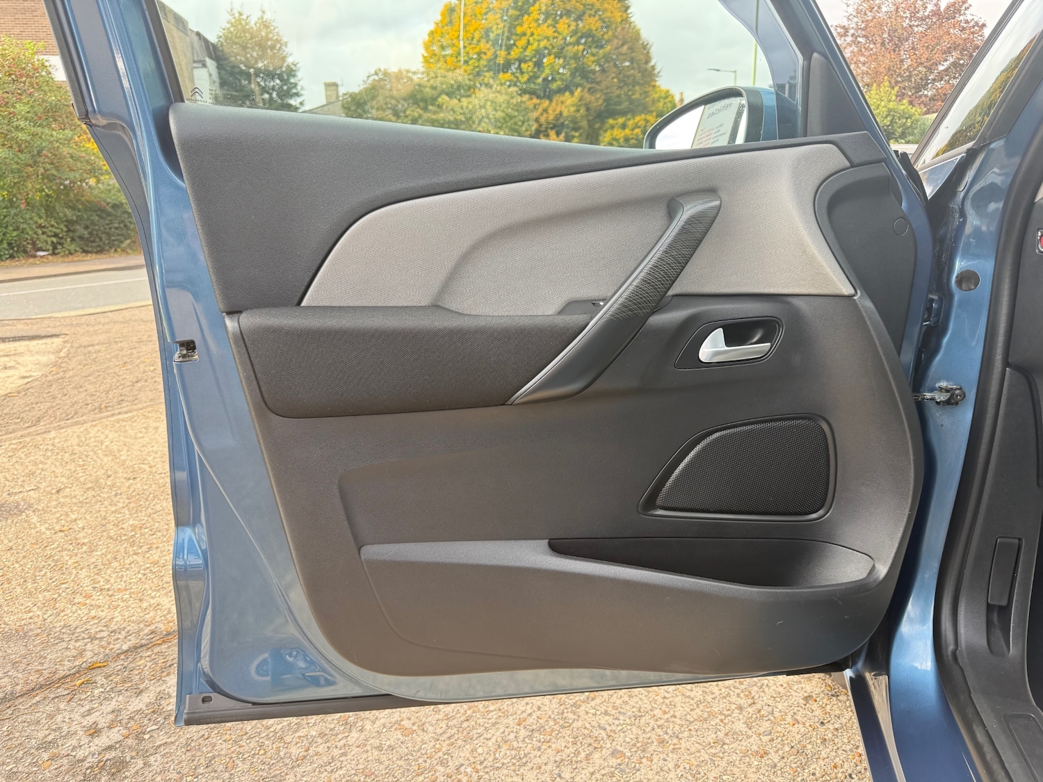 Used Citroen C4 Picasso 2015 for sale - 76195877: Photo 23