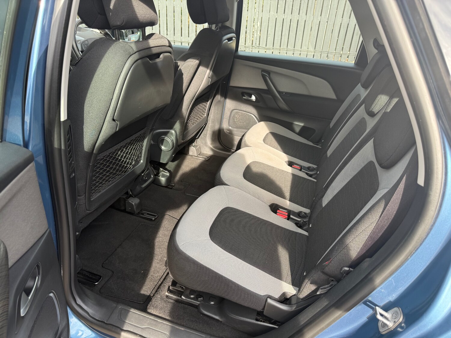 Used Citroen C4 Picasso 2015 for sale - 76195877: Photo 24