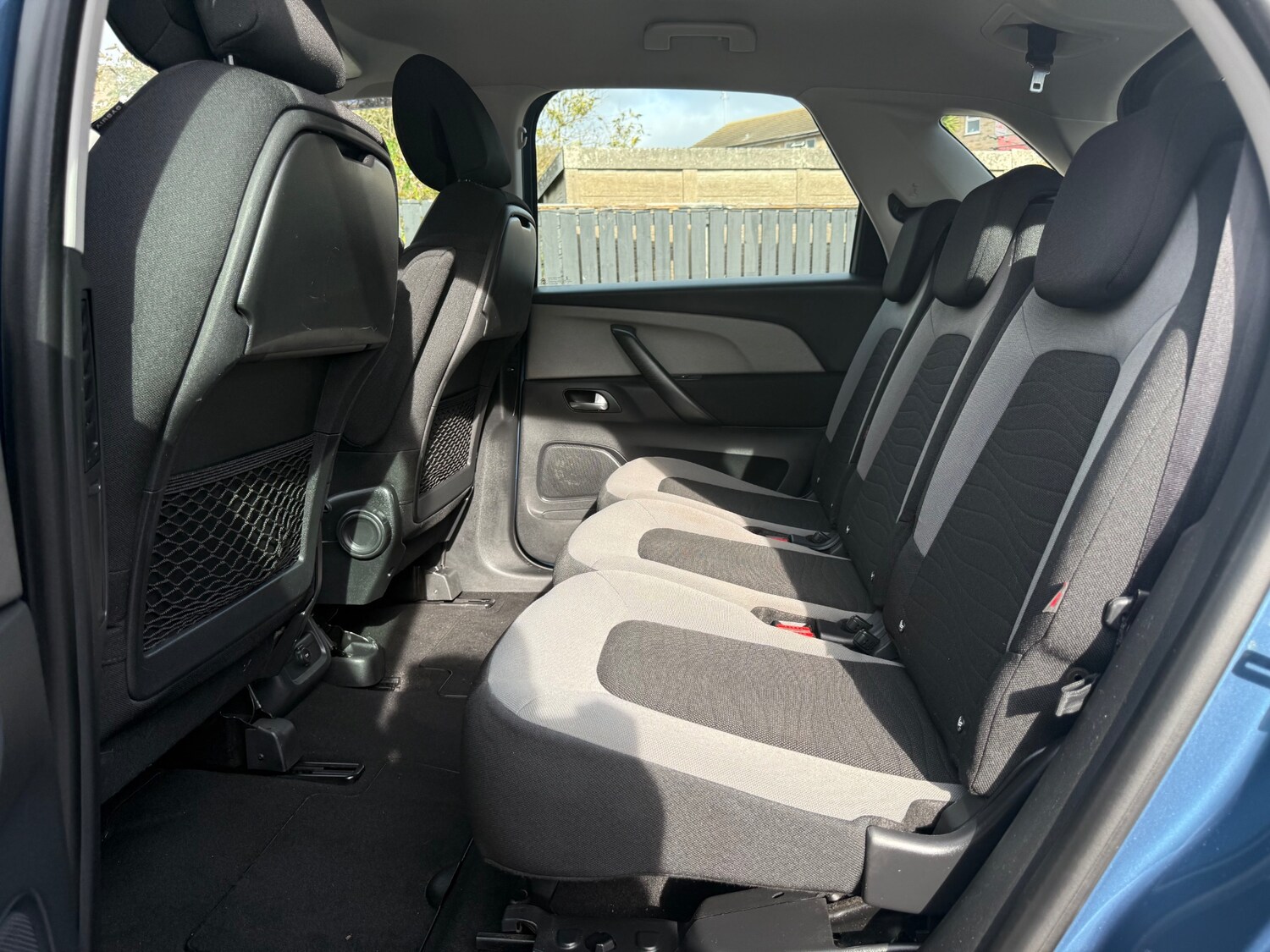 Used Citroen C4 Picasso 2015 for sale - 76195877: Photo 25