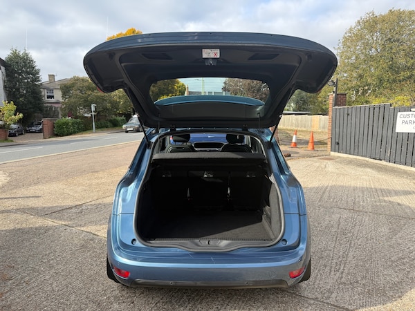 Used Citroen C4 Picasso 2015 for sale - 76195877: Photo 28