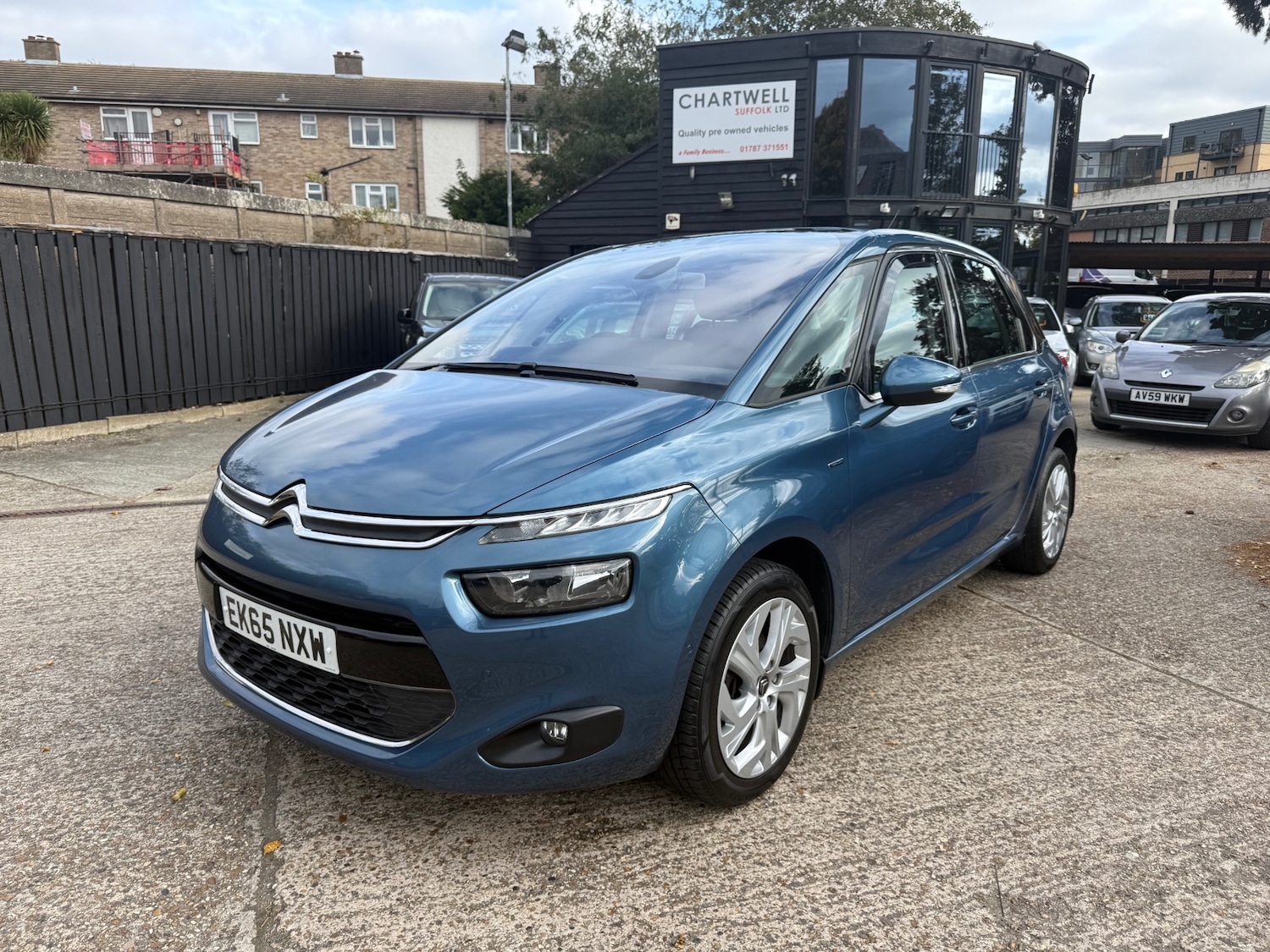 Used Citroen C4 Picasso 2015 for sale - 76195877: Photo 3