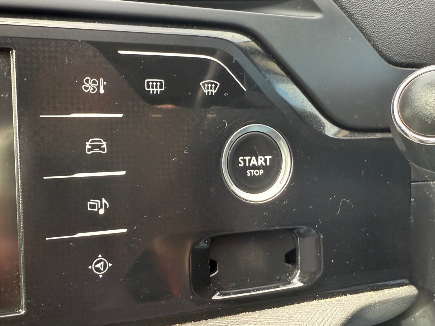 Used Citroen C4 Picasso 2015 for sale - 76195877: Photo 36