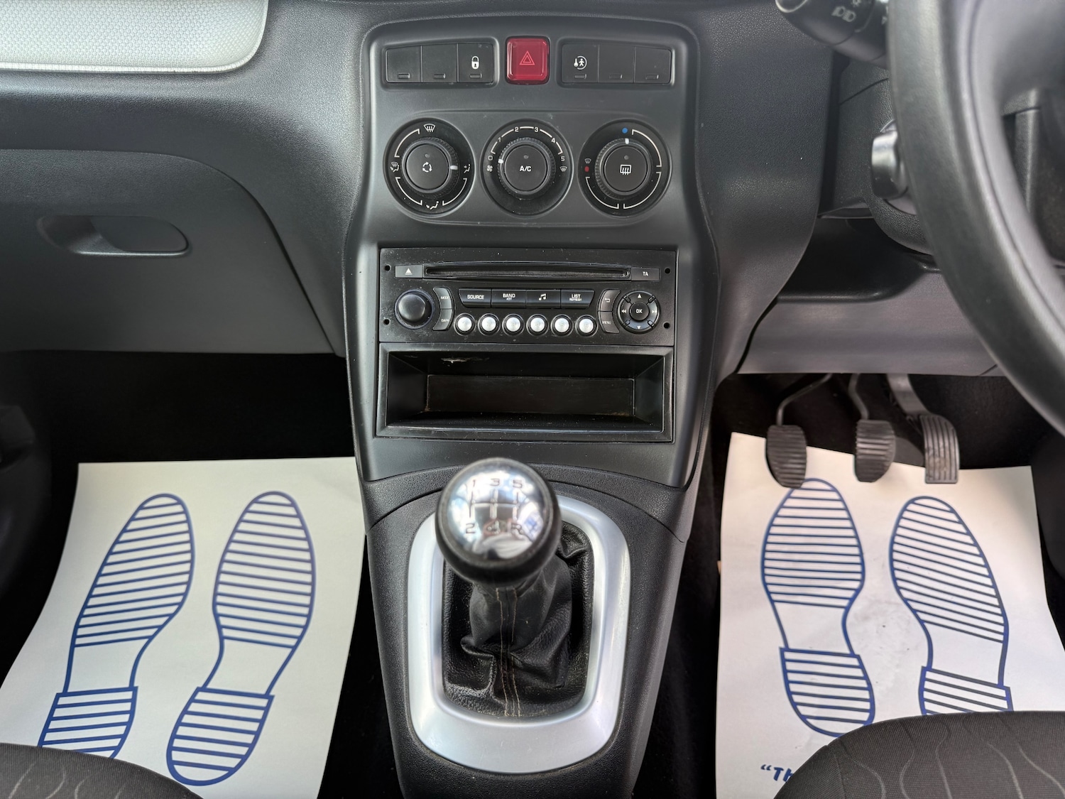 Vehicle 28
