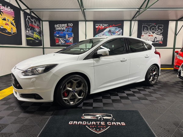 Used Ford Focus 2013 for sale - 76258608: Photo 1
