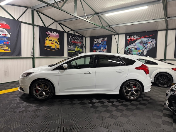 Used Ford Focus 2013 for sale - 76258608: Photo 28