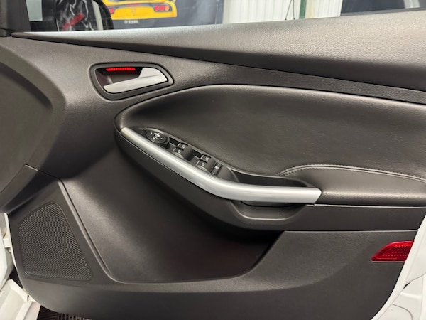 Used Ford Focus 2013 for sale - 76258608: Photo 46