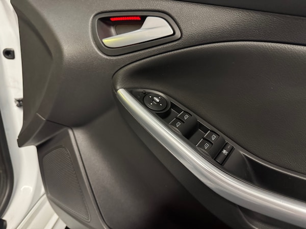 Used Ford Focus 2013 for sale - 76258608: Photo 47