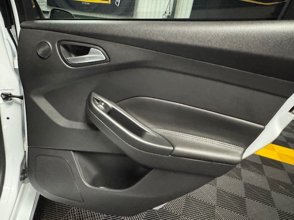 Used Ford Focus 2013 for sale - 76258608: Photo 59
