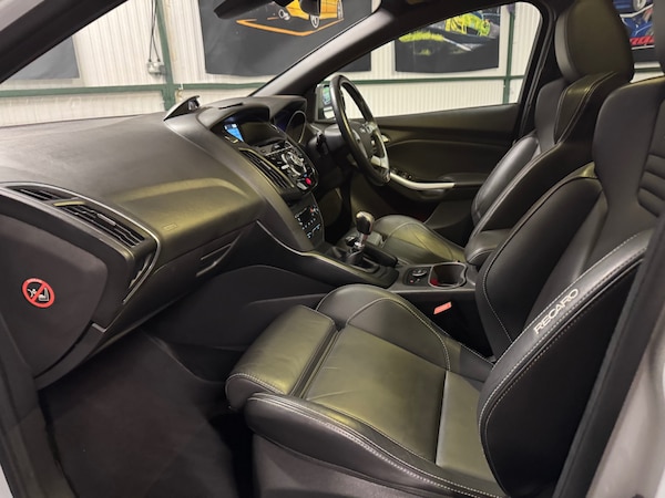 Used Ford Focus 2013 for sale - 76258608: Photo 62