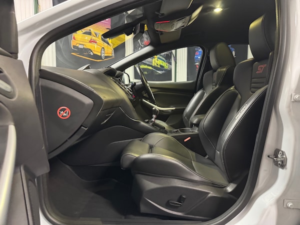 Used Ford Focus 2013 for sale - 76258608: Photo 73