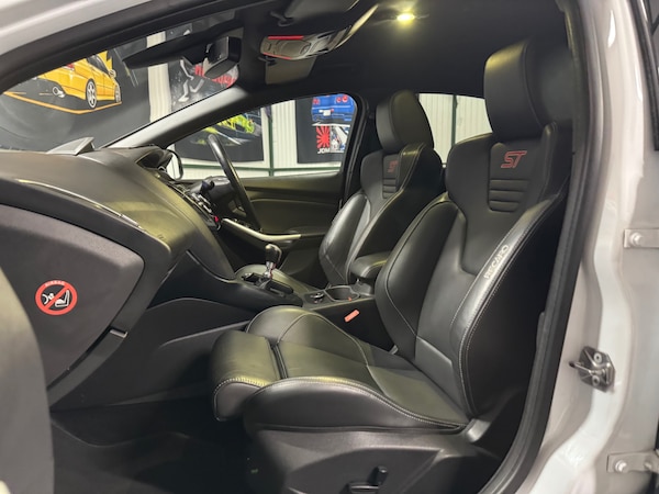 Used Ford Focus 2013 for sale - 76258608: Photo 74