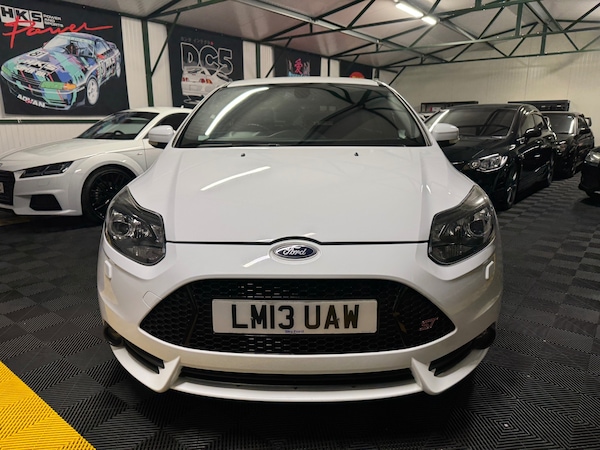 Used Ford Focus 2013 for sale - 76258608: Photo 9