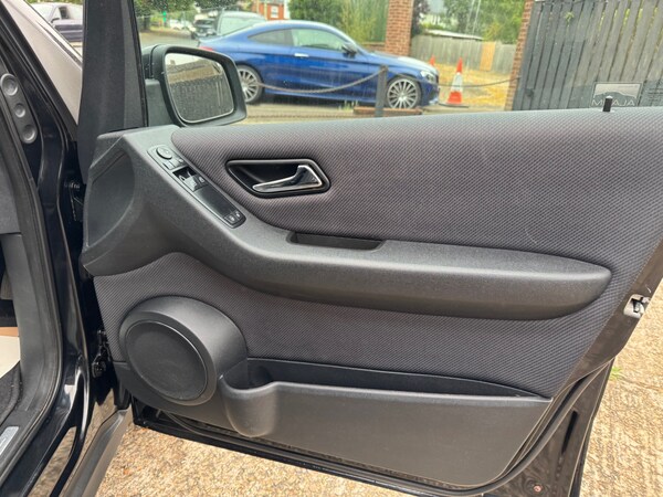 Used Mercedes-Benz A-Class 2011 for sale - 75119066: Photo 41