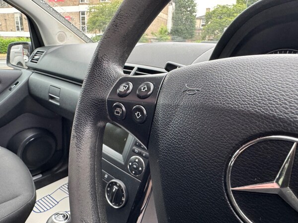 Used Mercedes-Benz A-Class 2011 for sale - 75119066: Photo 43