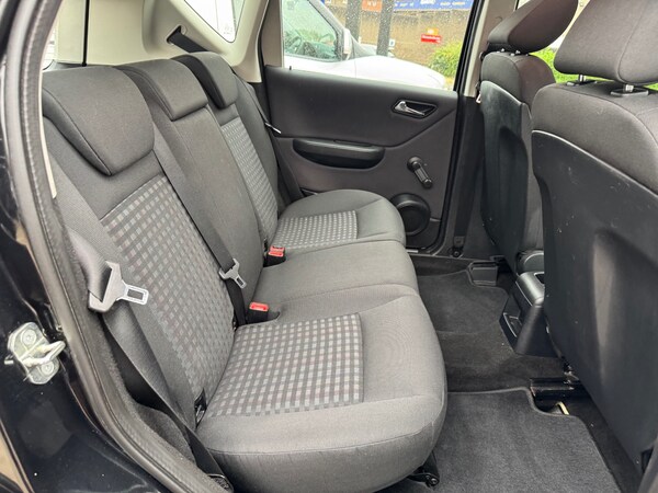 Used Mercedes-Benz A-Class 2011 for sale - 75119066: Photo 45
