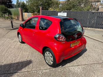 Used Toyota AYGO 2014 for sale - 75604234: Photo
