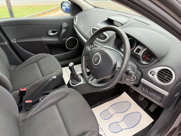 Used Renault Clio 2009 for sale - 76194598: Photo 13